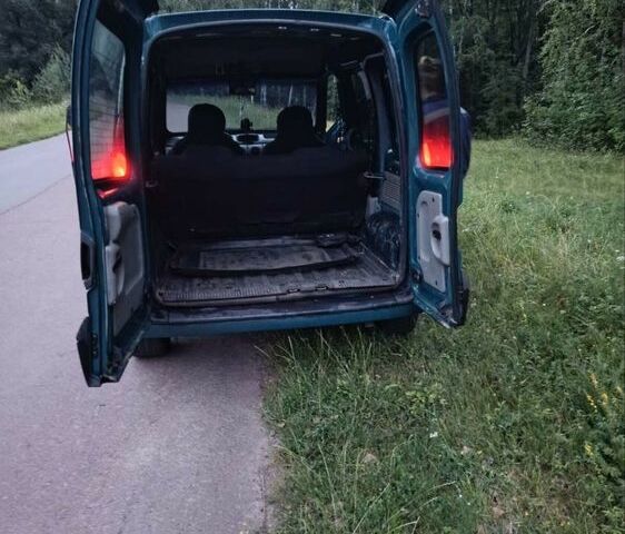 Зелений Рено Кєнгу, об'ємом двигуна 1.4 л та пробігом 243 тис. км за 3400 $, фото 4 на Automoto.ua