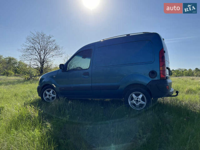 Зеленый Рено Кенгу, объемом двигателя 1.5 л и пробегом 371 тыс. км за 1700 $, фото 7 на Automoto.ua