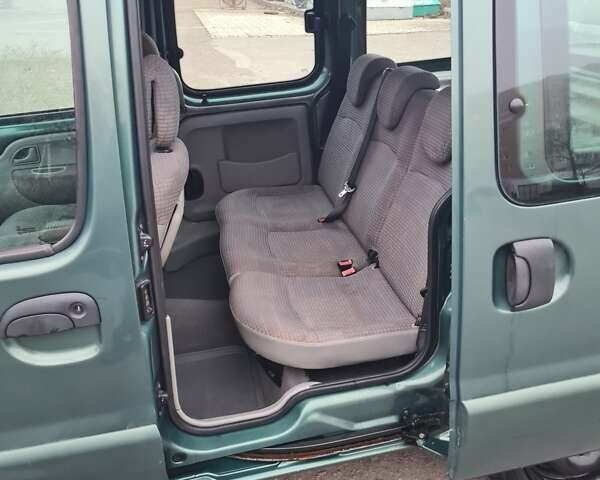 Зелений Рено Кєнгу, об'ємом двигуна 1.5 л та пробігом 251 тис. км за 5200 $, фото 6 на Automoto.ua
