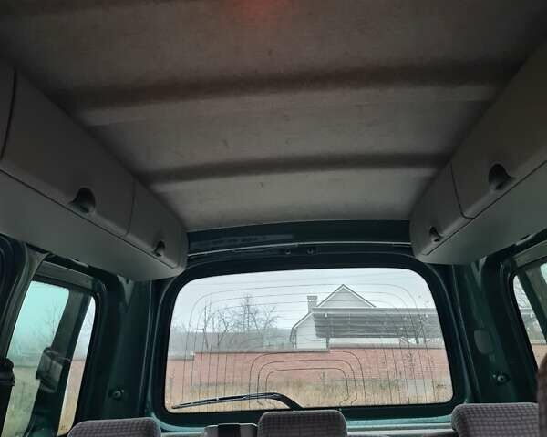 Зелений Рено Кєнгу, об'ємом двигуна 1.5 л та пробігом 251 тис. км за 5200 $, фото 1 на Automoto.ua