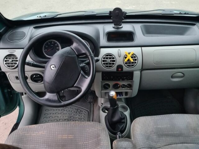 Зелений Рено Кєнгу, об'ємом двигуна 1.5 л та пробігом 251 тис. км за 5200 $, фото 10 на Automoto.ua