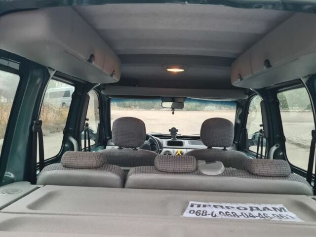 Зелений Рено Кєнгу, об'ємом двигуна 1.5 л та пробігом 251 тис. км за 5200 $, фото 7 на Automoto.ua