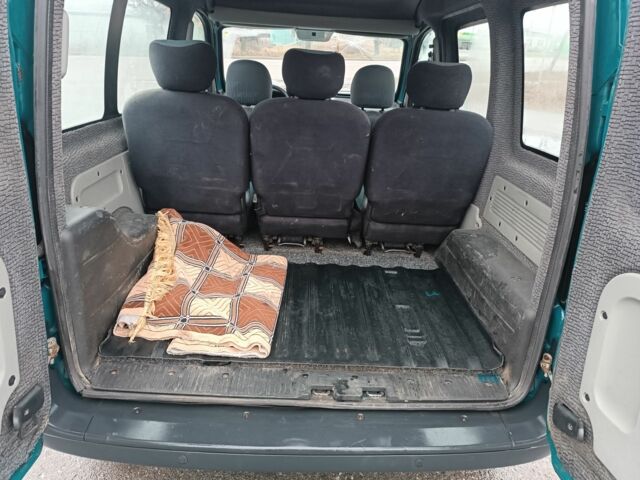 Зелений Рено Кєнгу, об'ємом двигуна 1.5 л та пробігом 250 тис. км за 3850 $, фото 9 на Automoto.ua