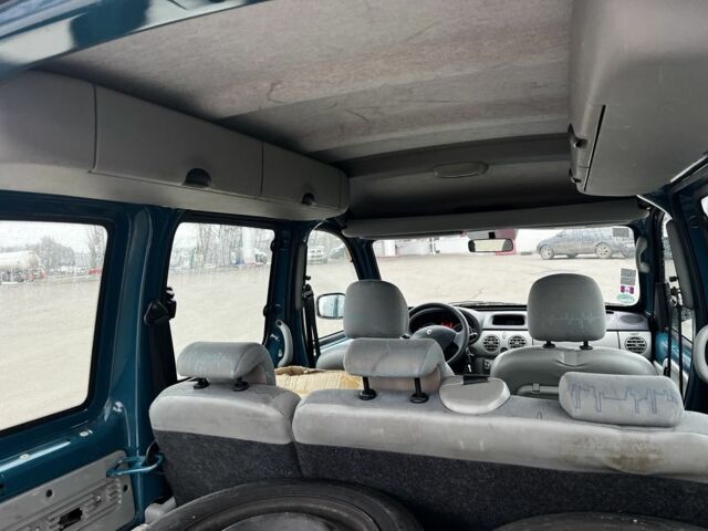 Зеленый Рено Кенгу, объемом двигателя 1.5 л и пробегом 170 тыс. км за 2603 $, фото 5 на Automoto.ua