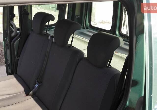 Зелений Рено Кєнгу, об'ємом двигуна 1.5 л та пробігом 283 тис. км за 4500 $, фото 7 на Automoto.ua