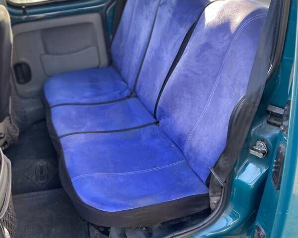Зеленый Рено Кенгу, объемом двигателя 1.39 л и пробегом 282 тыс. км за 3800 $, фото 8 на Automoto.ua