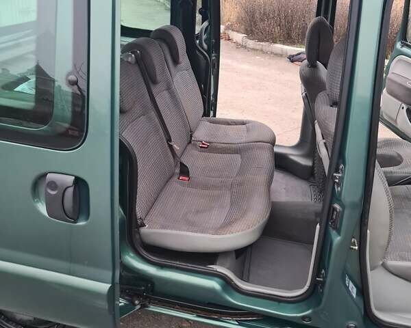 Зелений Рено Кєнгу, об'ємом двигуна 1.5 л та пробігом 251 тис. км за 5200 $, фото 2 на Automoto.ua