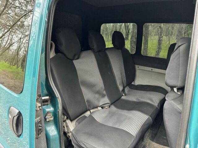 Зеленый Рено Кенгу, объемом двигателя 1.5 л и пробегом 459 тыс. км за 2999 $, фото 7 на Automoto.ua