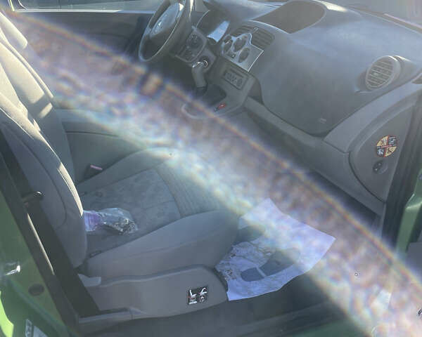 Зеленый Рено Кенгу, объемом двигателя 1.6 л и пробегом 185 тыс. км за 7555 $, фото 19 на Automoto.ua