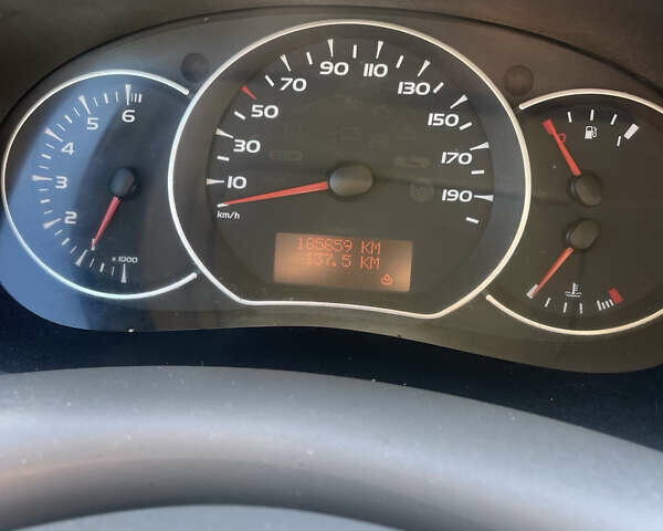 Зеленый Рено Кенгу, объемом двигателя 1.6 л и пробегом 185 тыс. км за 7555 $, фото 23 на Automoto.ua