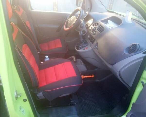 Зеленый Рено Кенгу, объемом двигателя 1.46 л и пробегом 253 тыс. км за 5300 $, фото 5 на Automoto.ua