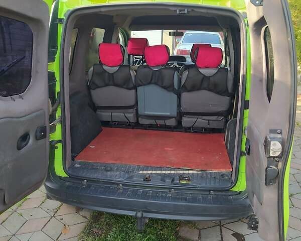 Зеленый Рено Кенгу, объемом двигателя 1.46 л и пробегом 255 тыс. км за 5800 $, фото 20 на Automoto.ua