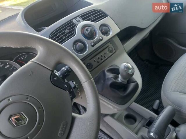 Зелений Рено Кєнгу, об'ємом двигуна 1.5 л та пробігом 226 тис. км за 7850 $, фото 20 на Automoto.ua