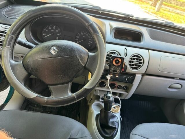 Рено Кенгу 2008 в Запорожье на Automoto.ua Зеленый Рено Кенгу, объемом двигателя 1.5 л и пробегом 456 тыс. км за 3100 $, фото 5 на Automoto.ua