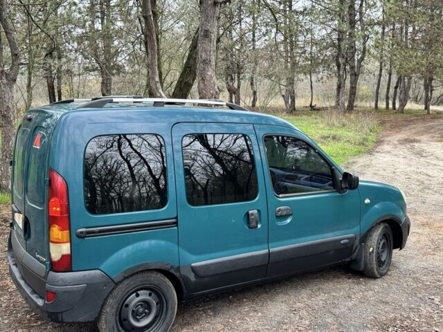 Зеленый Рено Кенгу, объемом двигателя 1.5 л и пробегом 459 тыс. км за 2999 $, фото 1 на Automoto.ua