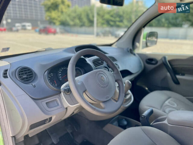 Зеленый Рено Кенгу, объемом двигателя 1.6 л и пробегом 186 тыс. км за 7700 $, фото 30 на Automoto.ua
