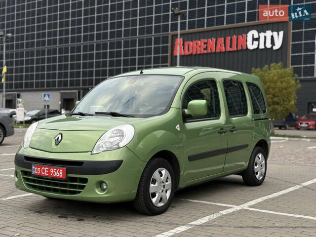 Зеленый Рено Кенгу, объемом двигателя 1.5 л и пробегом 220 тыс. км за 7600 $, фото 1 на Automoto.ua