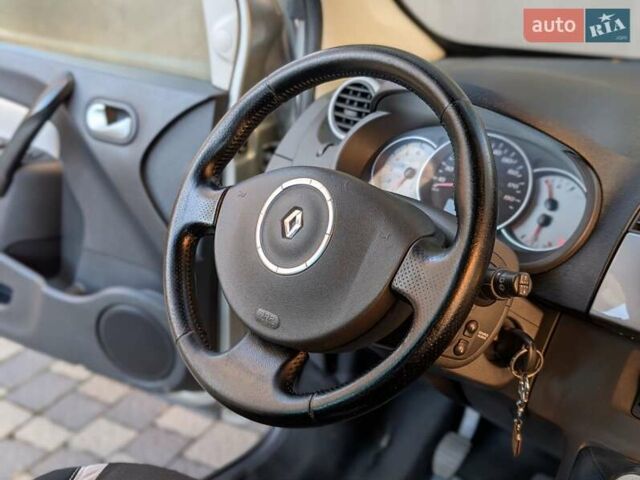 Зелений Рено Кєнгу, об'ємом двигуна 1.5 л та пробігом 319 тис. км за 7899 $, фото 56 на Automoto.ua