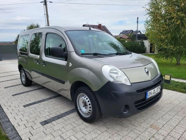 Зеленый Рено Кенгу, объемом двигателя 1.5 л и пробегом 140 тыс. км за 7000 $, фото 4 на Automoto.ua