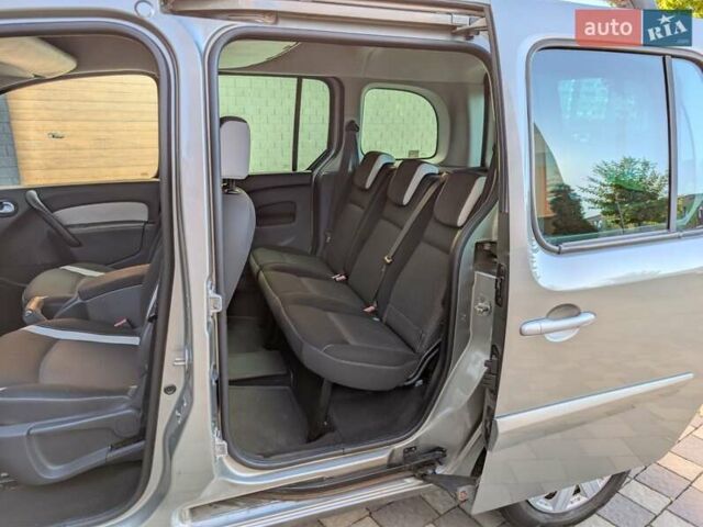 Зелений Рено Кєнгу, об'ємом двигуна 1.5 л та пробігом 319 тис. км за 7899 $, фото 26 на Automoto.ua