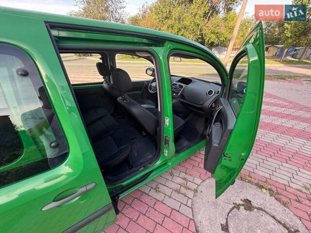 Зеленый Рено Кенгу, объемом двигателя 1.5 л и пробегом 398 тыс. км за 7999 $, фото 10 на Automoto.ua