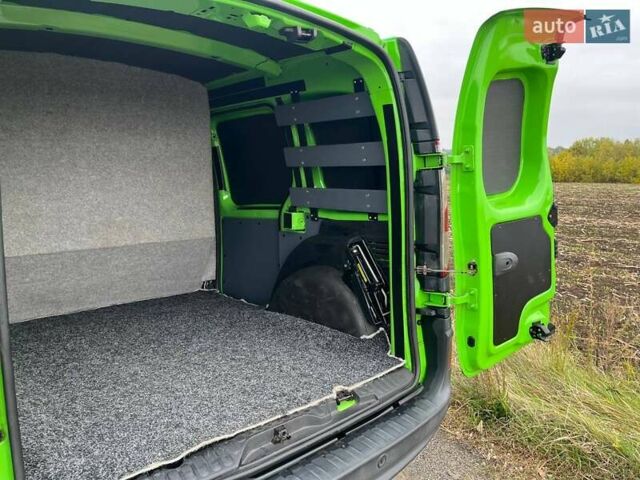 Зелений Рено Кєнгу, об'ємом двигуна 1.5 л та пробігом 224 тис. км за 11000 $, фото 19 на Automoto.ua