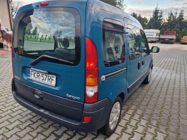 Зеленый Рено Кенгу, объемом двигателя 1.5 л и пробегом 200 тыс. км за 1100 $, фото 3 на Automoto.ua