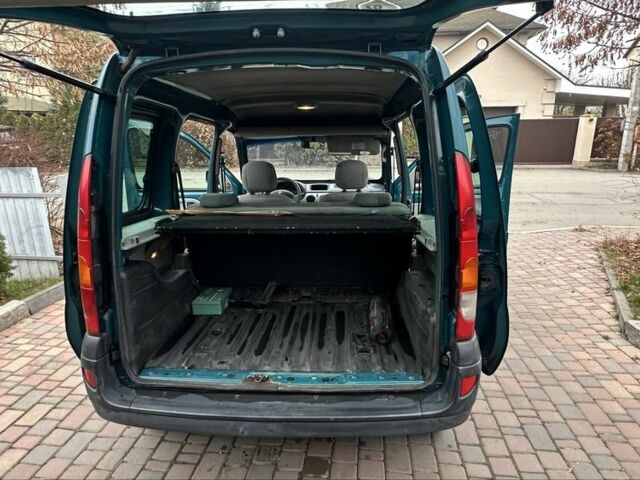 Зеленый Рено Кенгу, объемом двигателя 1.4 л и пробегом 240 тыс. км за 3000 $, фото 18 на Automoto.ua