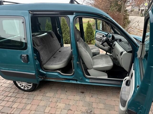 Зеленый Рено Кенгу, объемом двигателя 1.4 л и пробегом 240 тыс. км за 3000 $, фото 16 на Automoto.ua