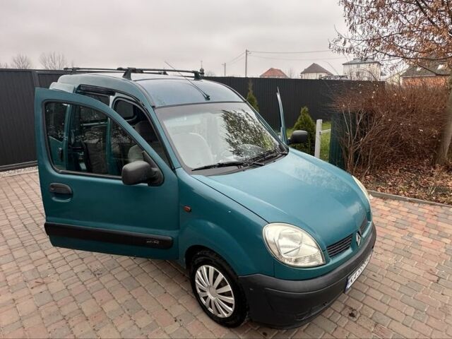 Зеленый Рено Кенгу, объемом двигателя 1.4 л и пробегом 240 тыс. км за 3000 $, фото 15 на Automoto.ua