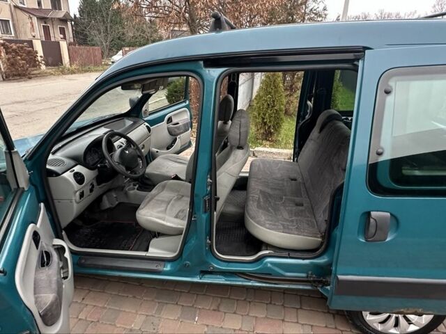 Зеленый Рено Кенгу, объемом двигателя 1.4 л и пробегом 240 тыс. км за 3000 $, фото 17 на Automoto.ua