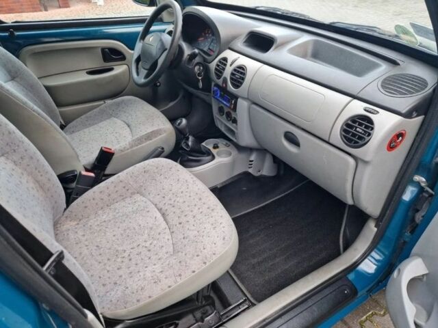 Зеленый Рено Кенгу, объемом двигателя 1.5 л и пробегом 200 тыс. км за 1100 $, фото 7 на Automoto.ua