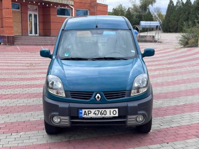 Зеленый Рено Кенгу, объемом двигателя 1.6 л и пробегом 250 тыс. км за 3650 $, фото 1 на Automoto.ua