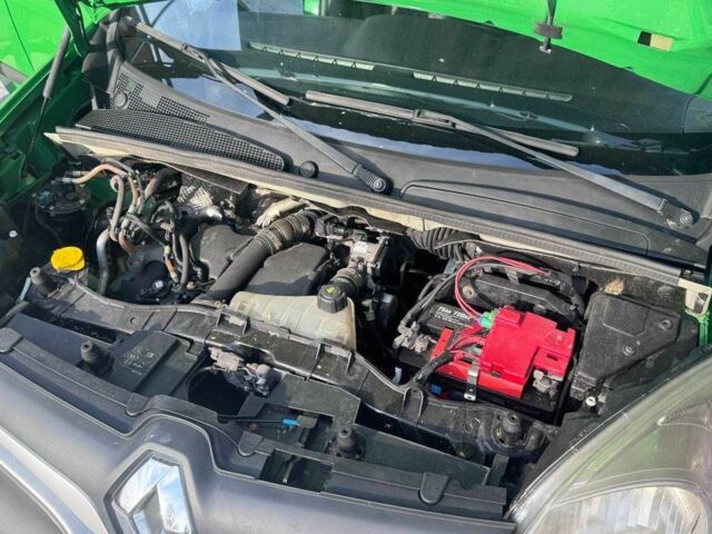 Зеленый Рено Кенгу, объемом двигателя 1.5 л и пробегом 398 тыс. км за 7999 $, фото 12 на Automoto.ua