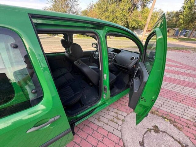 Зеленый Рено Кенгу, объемом двигателя 1.5 л и пробегом 398 тыс. км за 7999 $, фото 10 на Automoto.ua