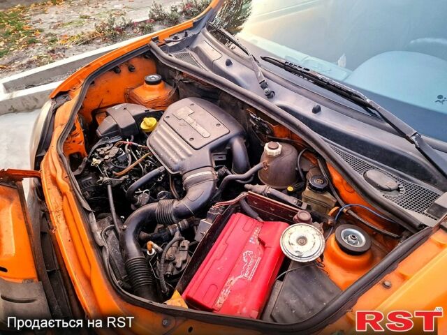 Оранжевый Рено Кенгу, объемом двигателя 1.9 л и пробегом 290 тыс. км за 2300 $, фото 6 на Automoto.ua