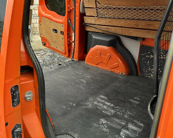 Оранжевый Рено Кенгу, объемом двигателя 1.46 л и пробегом 184 тыс. км за 4650 $, фото 7 на Automoto.ua