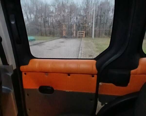 Помаранчевий Рено Кєнгу, об'ємом двигуна 1.5 л та пробігом 280 тис. км за 5200 $, фото 10 на Automoto.ua