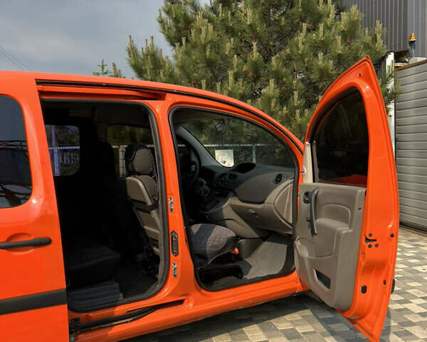 Оранжевый Рено Кенгу, объемом двигателя 1.5 л и пробегом 385 тыс. км за 5350 $, фото 14 на Automoto.ua