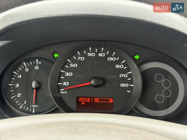 Рено Кенгу 2010 в Березань на Automoto.ua Оранжевый Рено Кенгу, объемом двигателя 1.6 л и пробегом 190 тыс. км за 7000 $, фото 21 на Automoto.ua