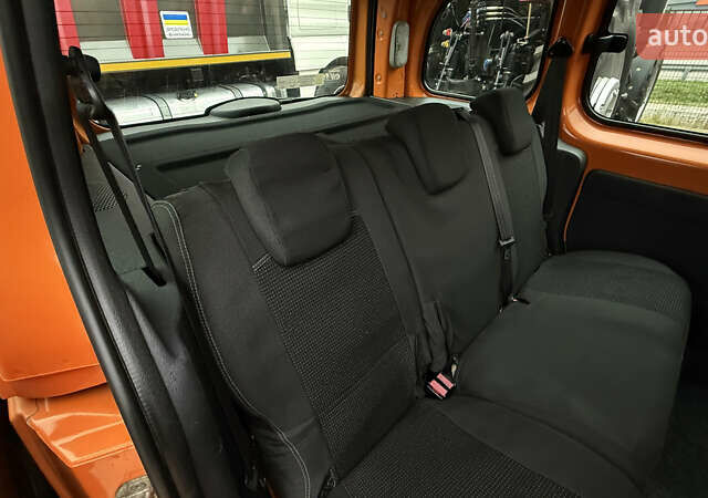 Помаранчевий Рено Кєнгу, об'ємом двигуна 1.46 л та пробігом 296 тис. км за 6999 $, фото 21 на Automoto.ua