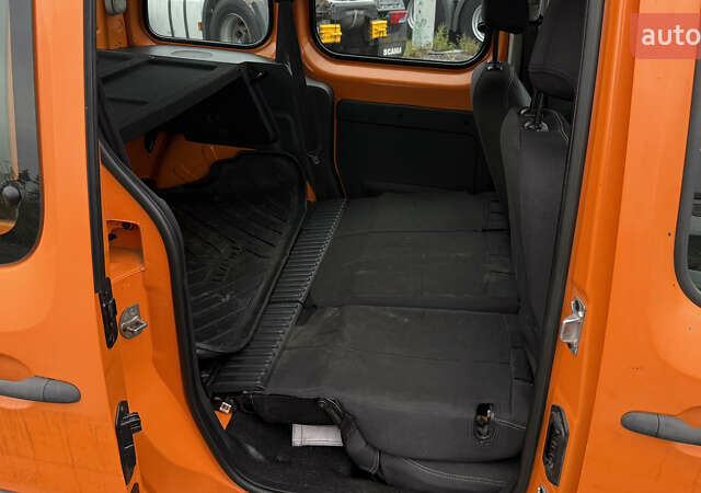 Помаранчевий Рено Кєнгу, об'ємом двигуна 1.46 л та пробігом 296 тис. км за 6999 $, фото 9 на Automoto.ua