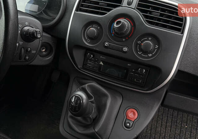 Помаранчевий Рено Кєнгу, об'ємом двигуна 1.46 л та пробігом 296 тис. км за 6999 $, фото 12 на Automoto.ua