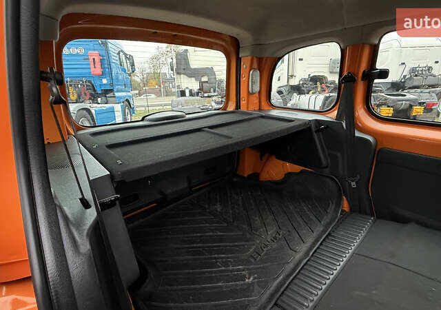 Помаранчевий Рено Кєнгу, об'ємом двигуна 1.46 л та пробігом 296 тис. км за 6999 $, фото 7 на Automoto.ua