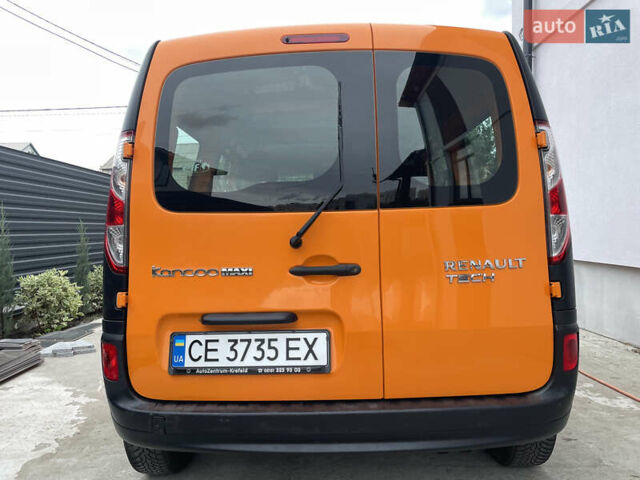 Оранжевый Рено Кенгу, объемом двигателя 1.5 л и пробегом 300 тыс. км за 10800 $, фото 14 на Automoto.ua
