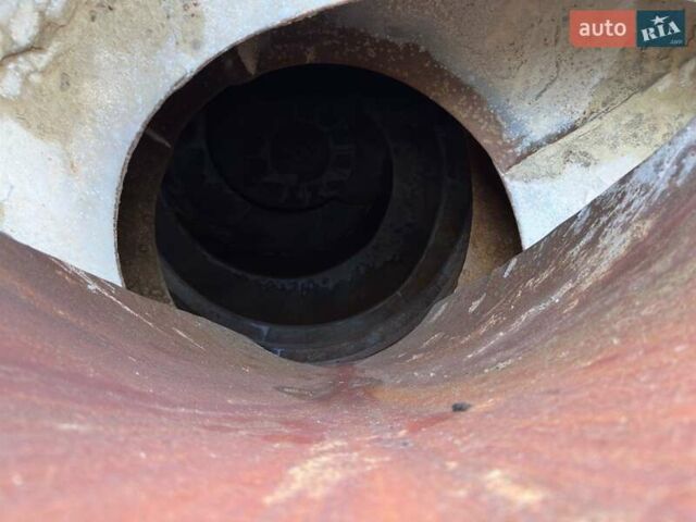 Білий Рено Керакс, об'ємом двигуна 11 л та пробігом 200 тис. км за 73500 $, фото 7 на Automoto.ua