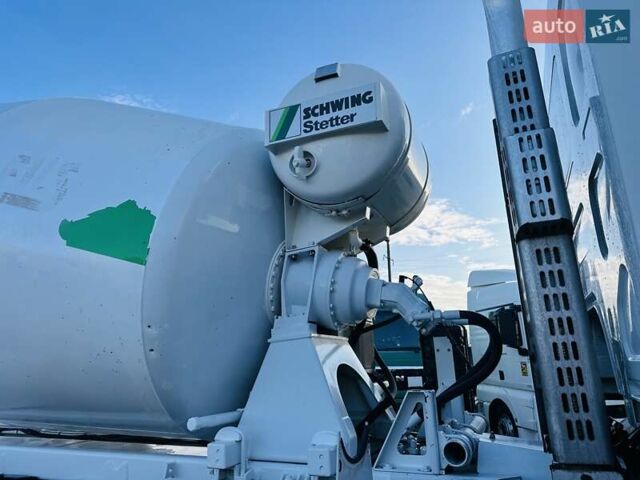 Белый Рено Керакс, объемом двигателя 0 л и пробегом 291 тыс. км за 58900 $, фото 10 на Automoto.ua