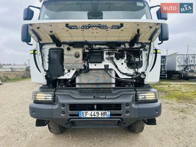 Белый Рено Керакс, объемом двигателя 0 л и пробегом 291 тыс. км за 58900 $, фото 13 на Automoto.ua