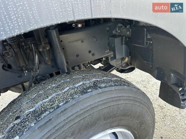 Белый Рено Керакс, объемом двигателя 0 л и пробегом 291 тыс. км за 58900 $, фото 24 на Automoto.ua