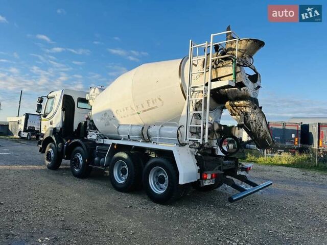 Белый Рено Керакс, объемом двигателя 0 л и пробегом 291 тыс. км за 58900 $, фото 4 на Automoto.ua